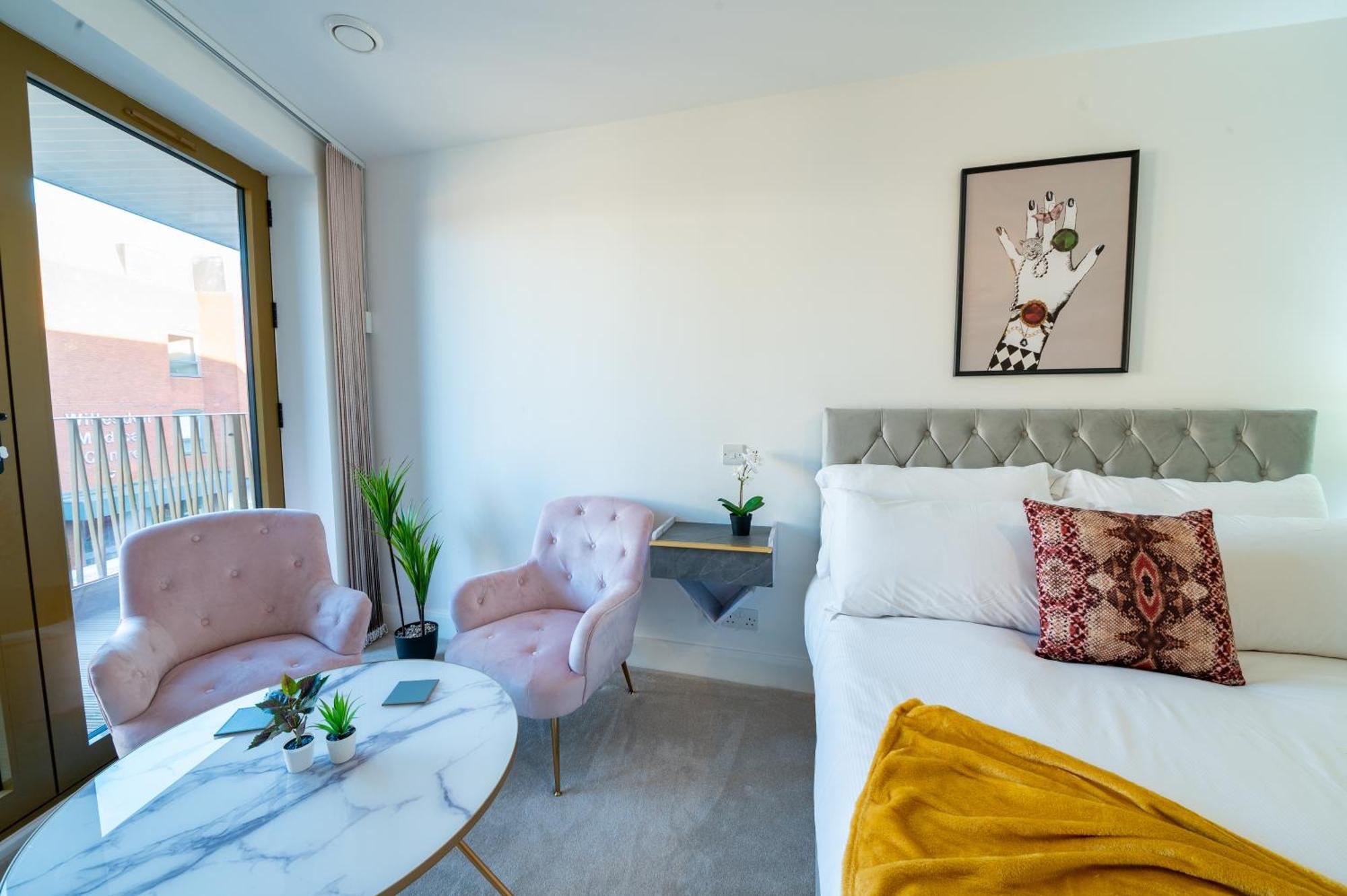 Luxury City Escape Apartments Лондон Екстериор снимка