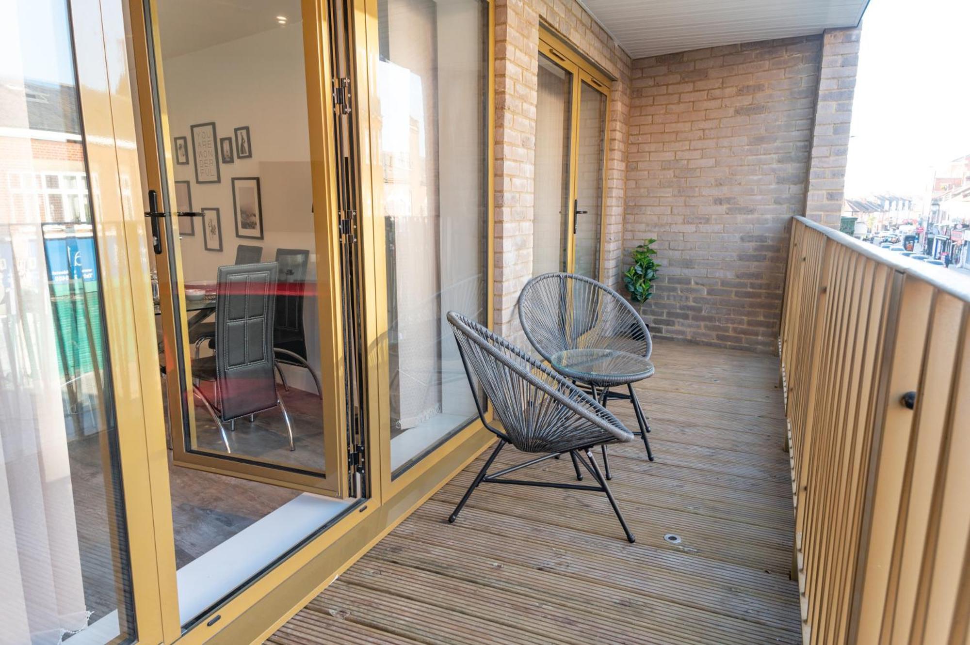 Luxury City Escape Apartments Лондон Екстериор снимка