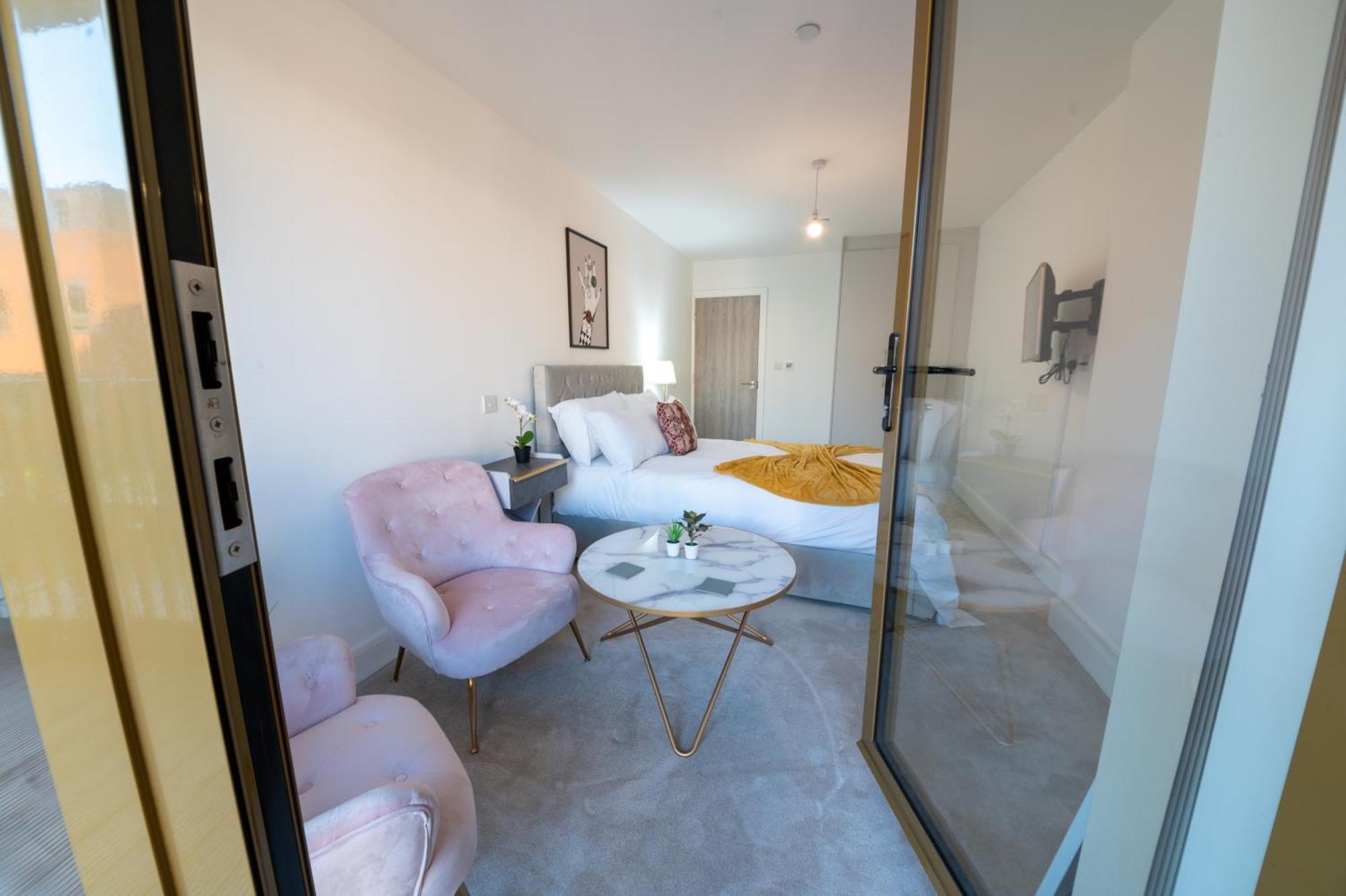 Luxury City Escape Apartments Лондон Екстериор снимка