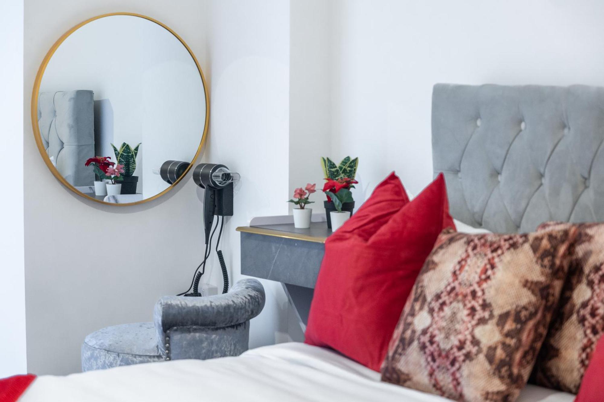 Luxury City Escape Apartments Лондон Екстериор снимка