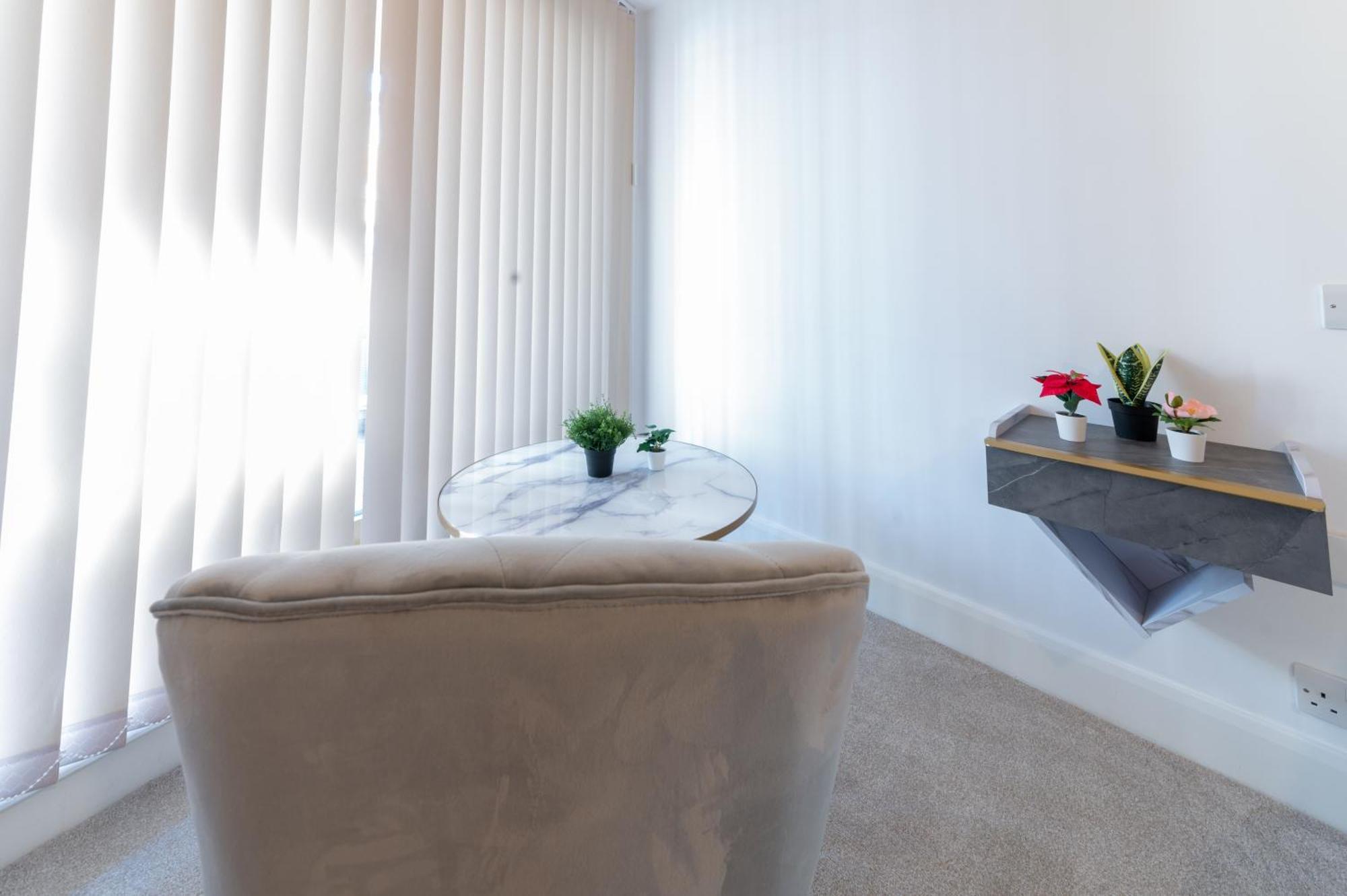 Luxury City Escape Apartments Лондон Екстериор снимка