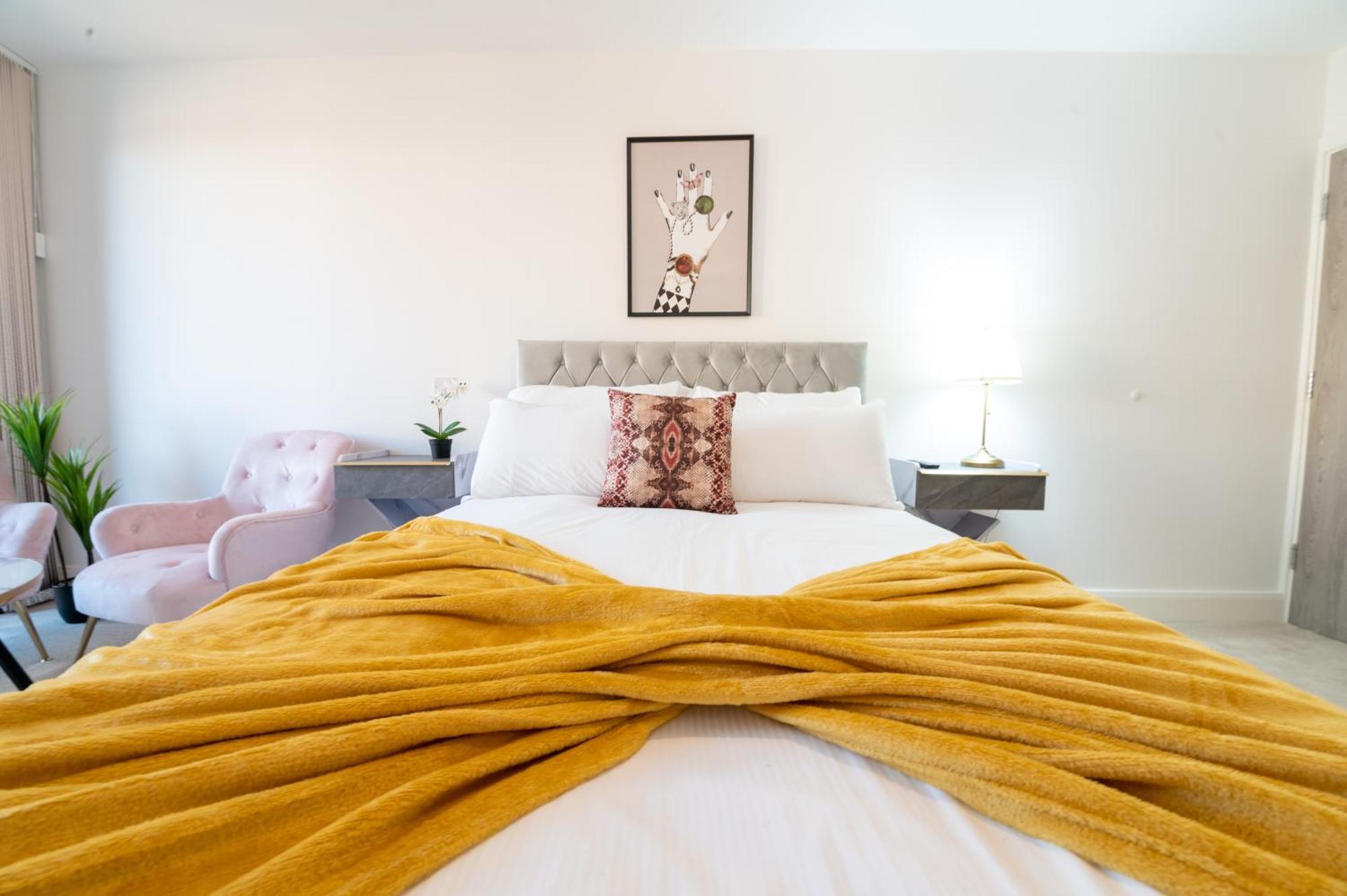 Luxury City Escape Apartments Лондон Екстериор снимка
